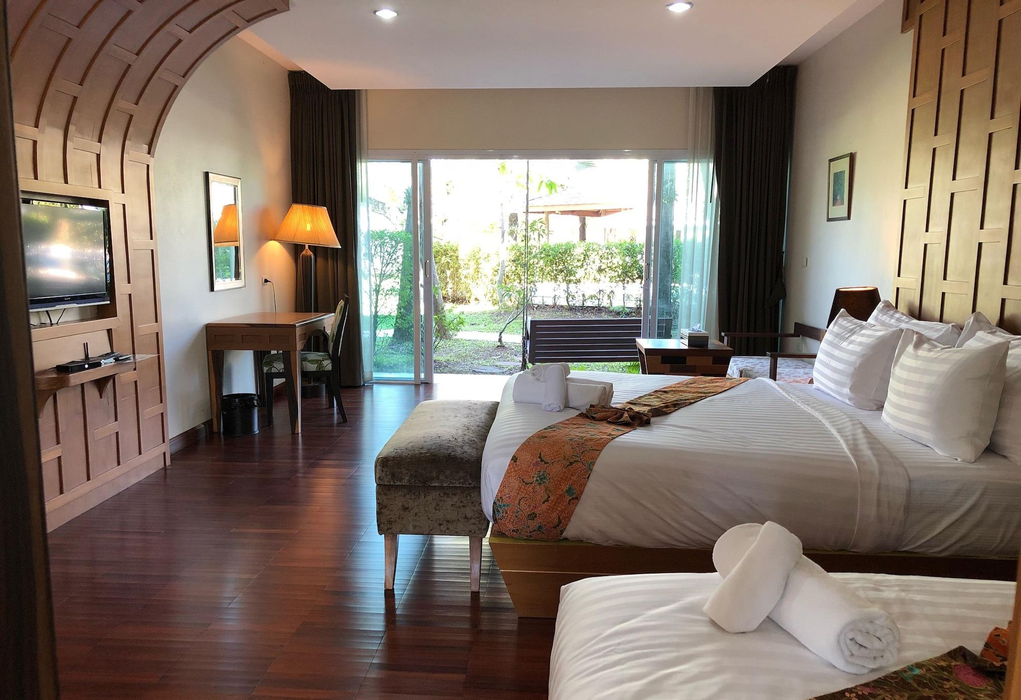 Taman Resort Фитсанулок Екстериор снимка