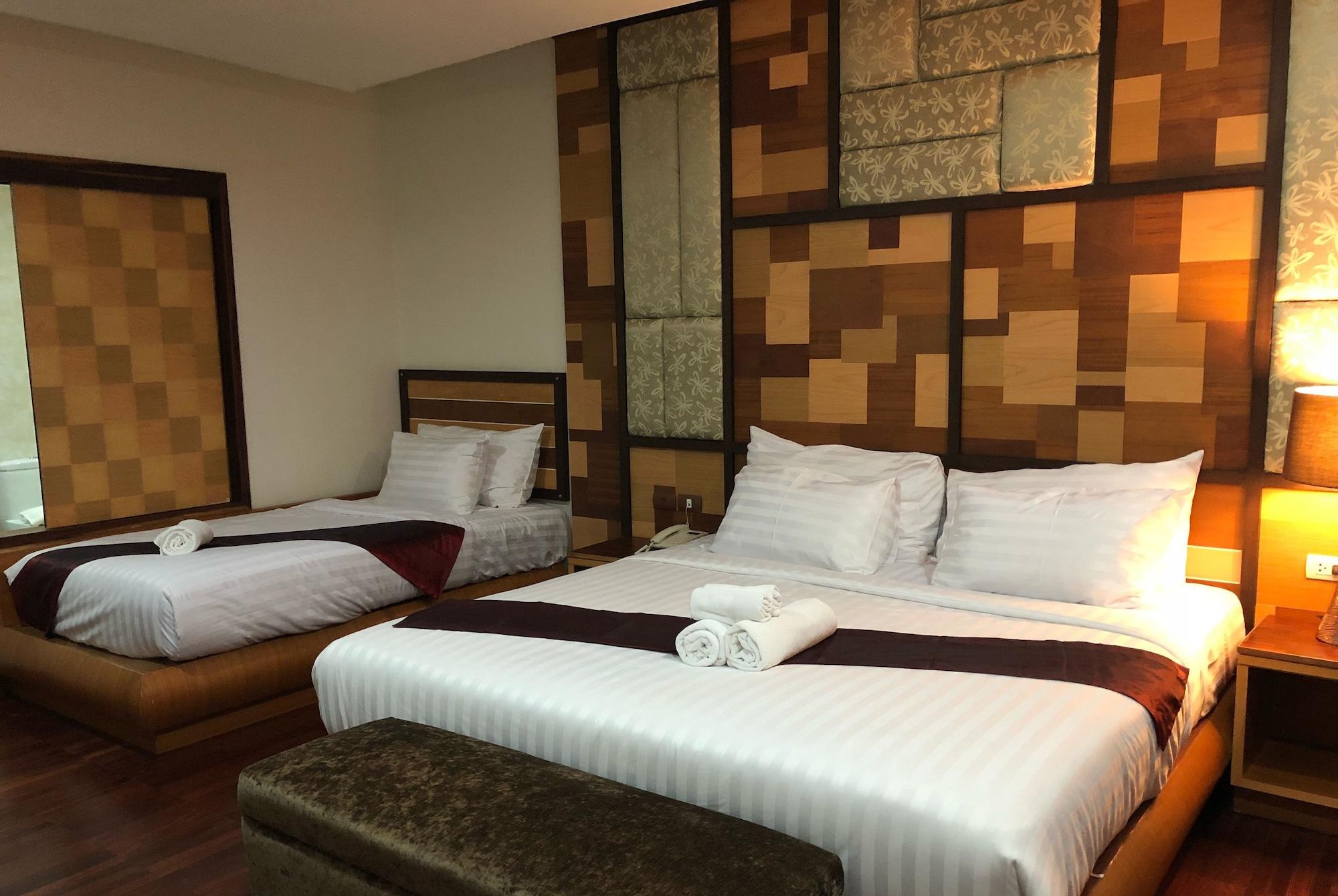 Taman Resort Фитсанулок Екстериор снимка