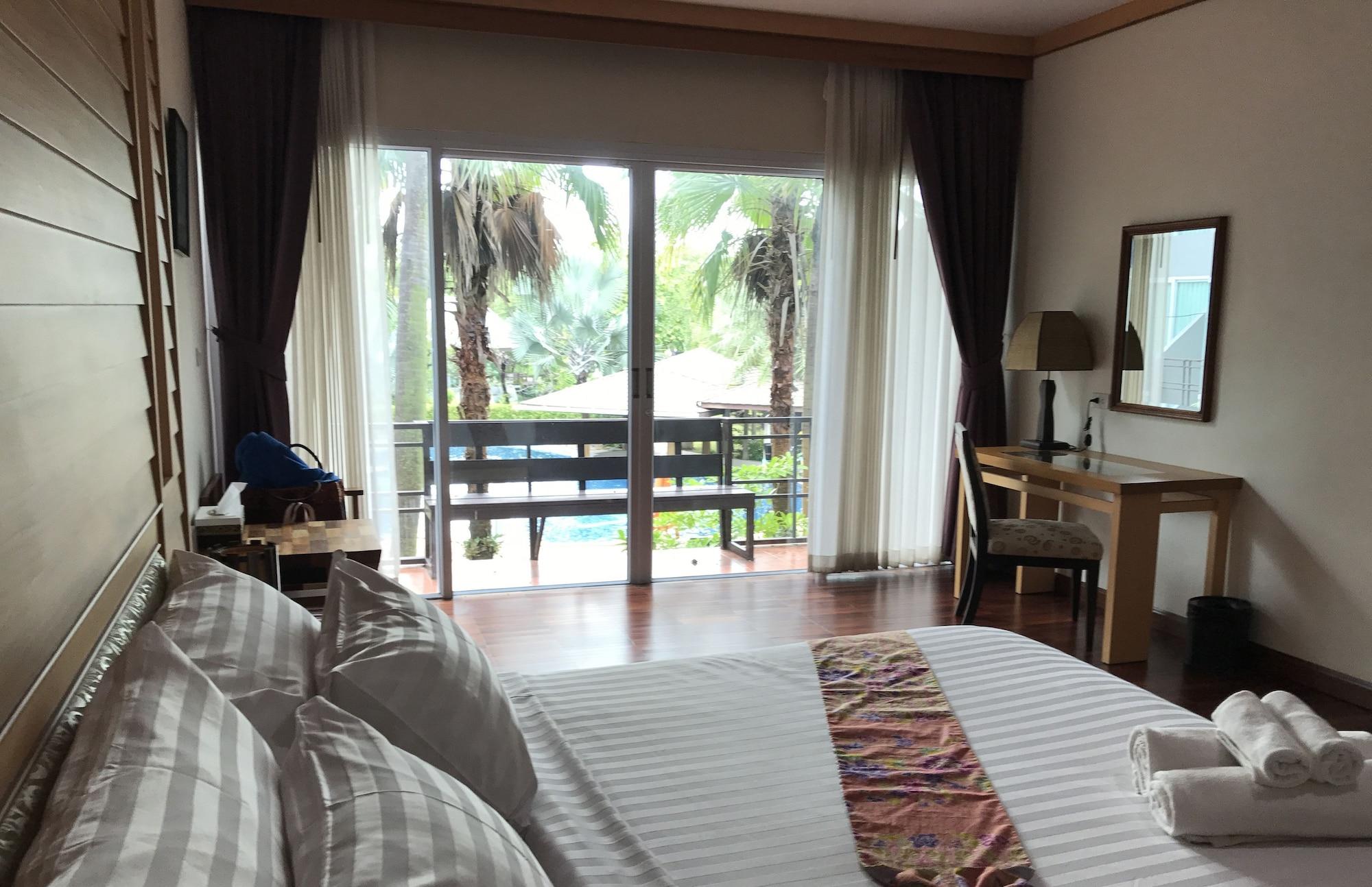 Taman Resort Фитсанулок Екстериор снимка