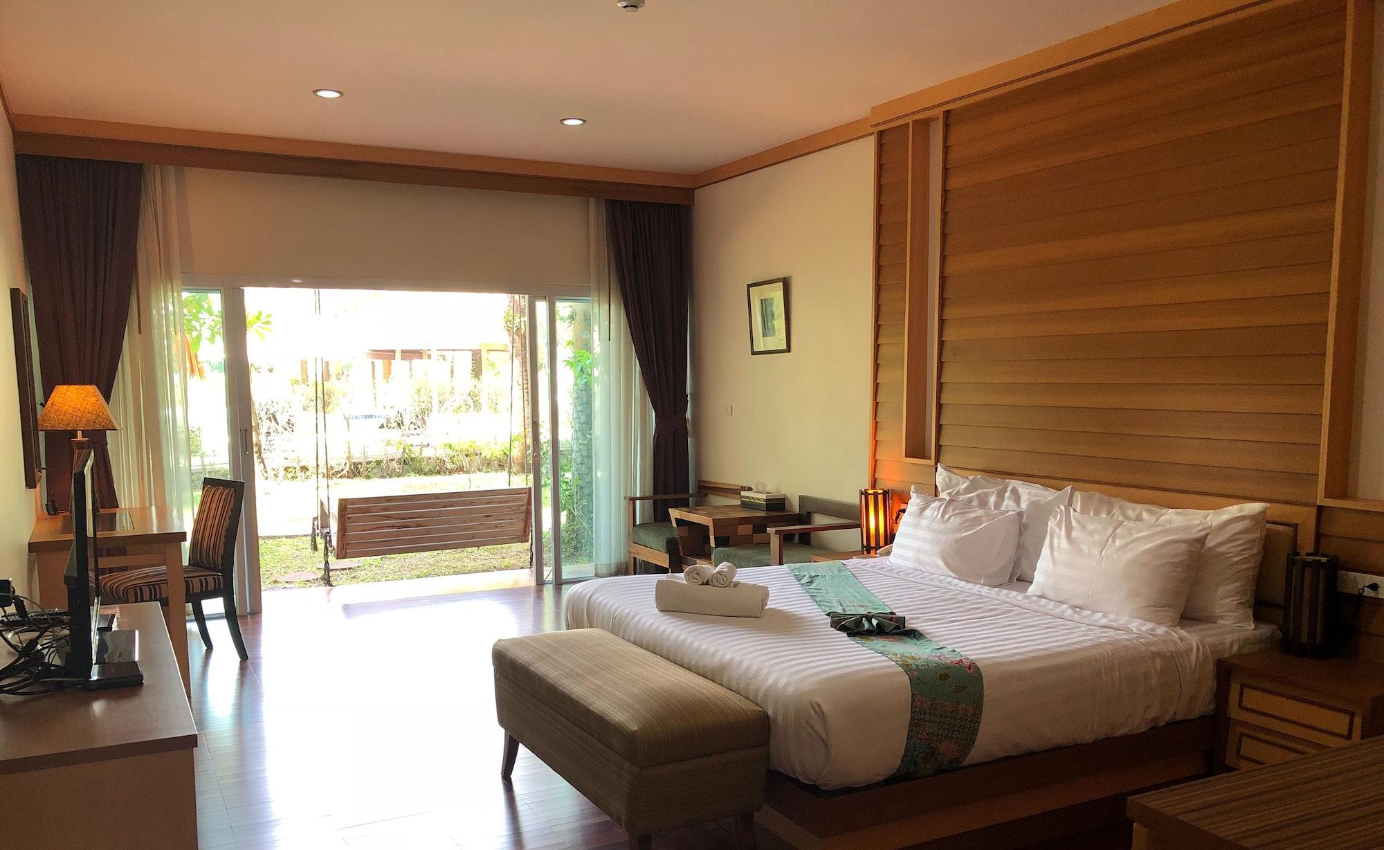 Taman Resort Фитсанулок Екстериор снимка