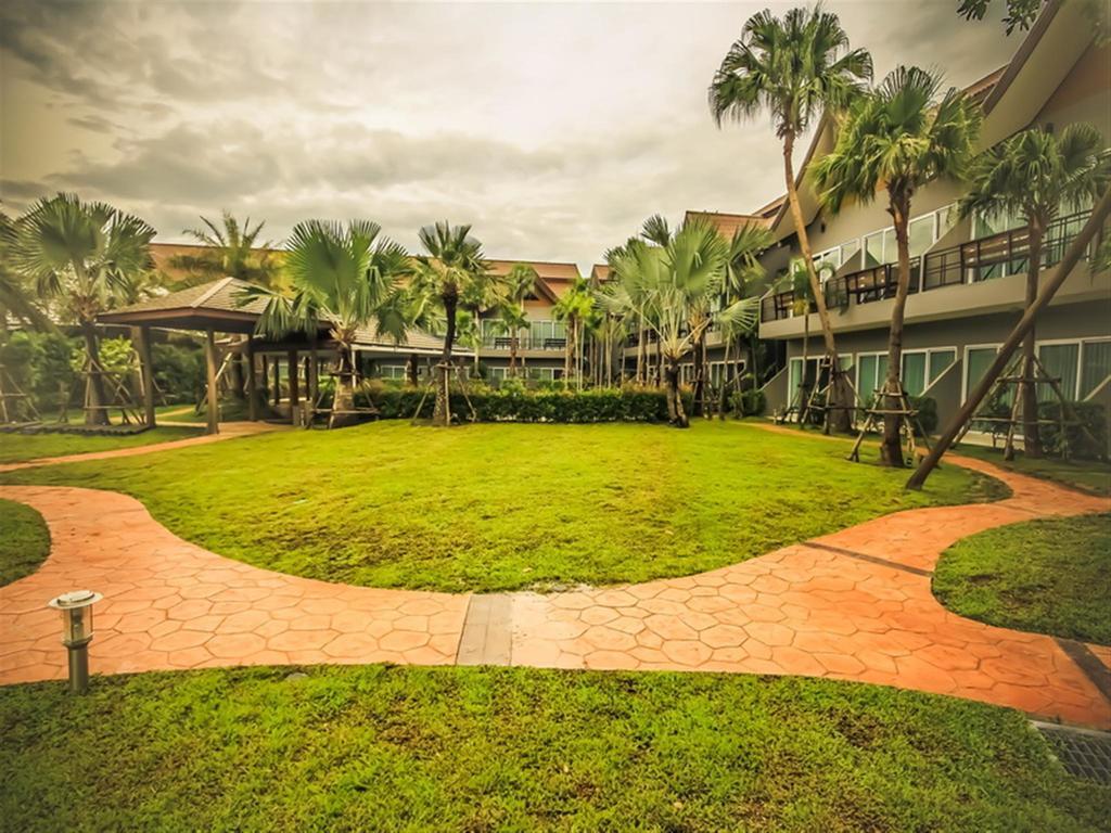 Taman Resort Фитсанулок Екстериор снимка