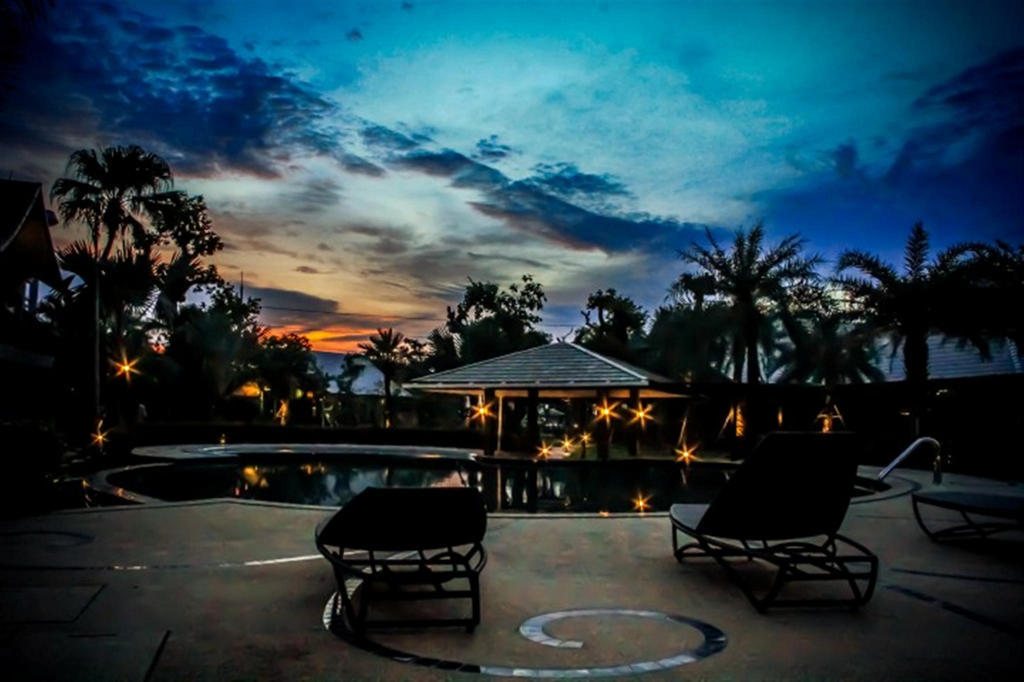 Taman Resort Фитсанулок Екстериор снимка