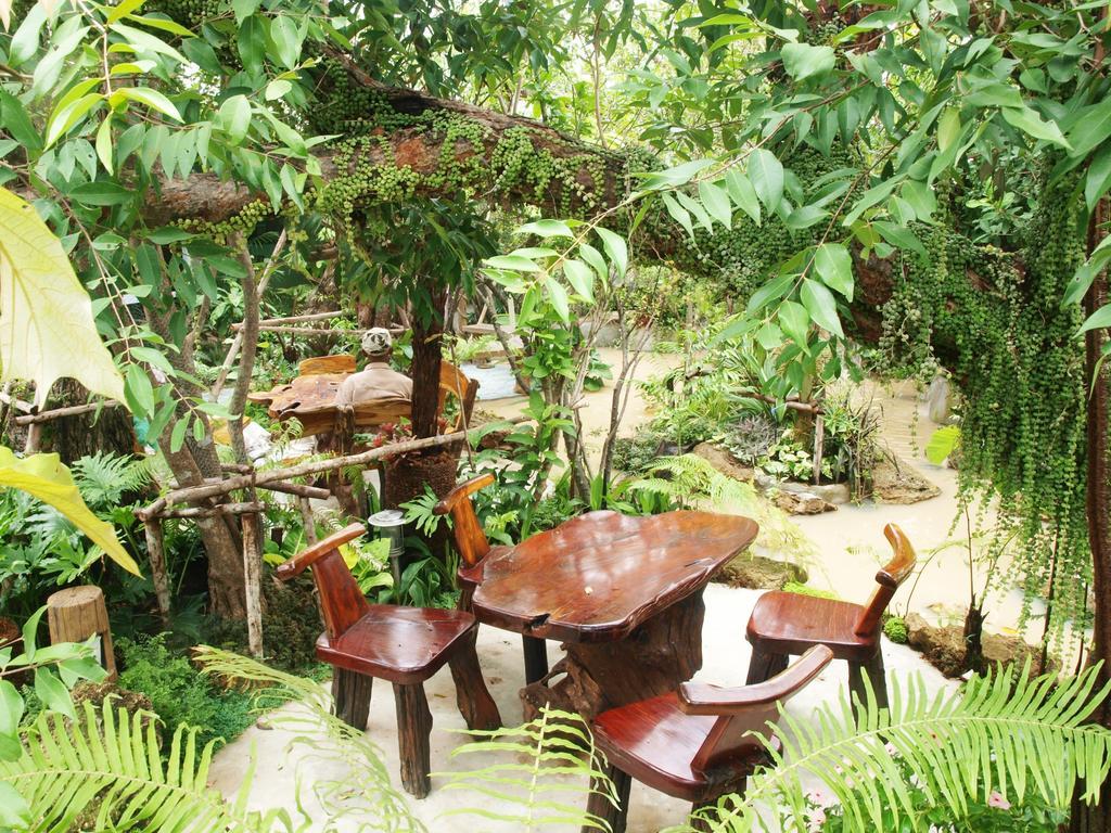 Taman Resort Фитсанулок Екстериор снимка