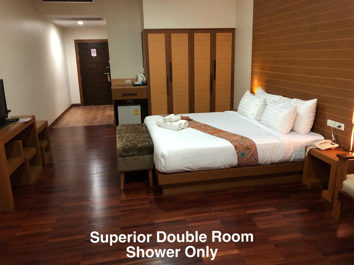 Taman Resort Фитсанулок Екстериор снимка