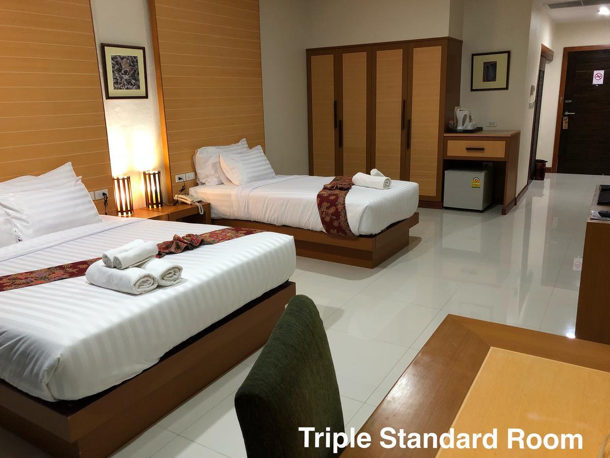 Taman Resort Фитсанулок Екстериор снимка