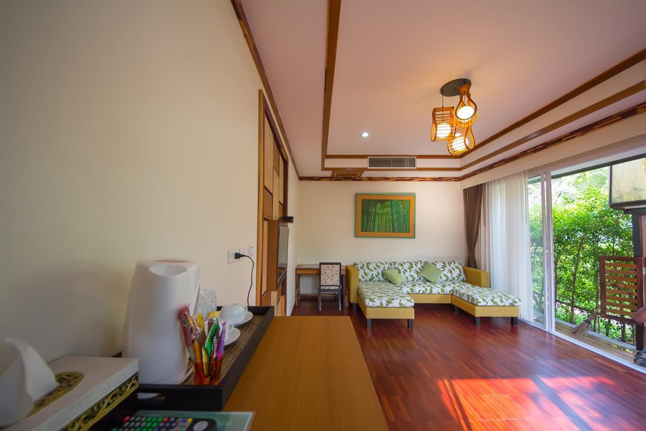 Taman Resort Фитсанулок Екстериор снимка